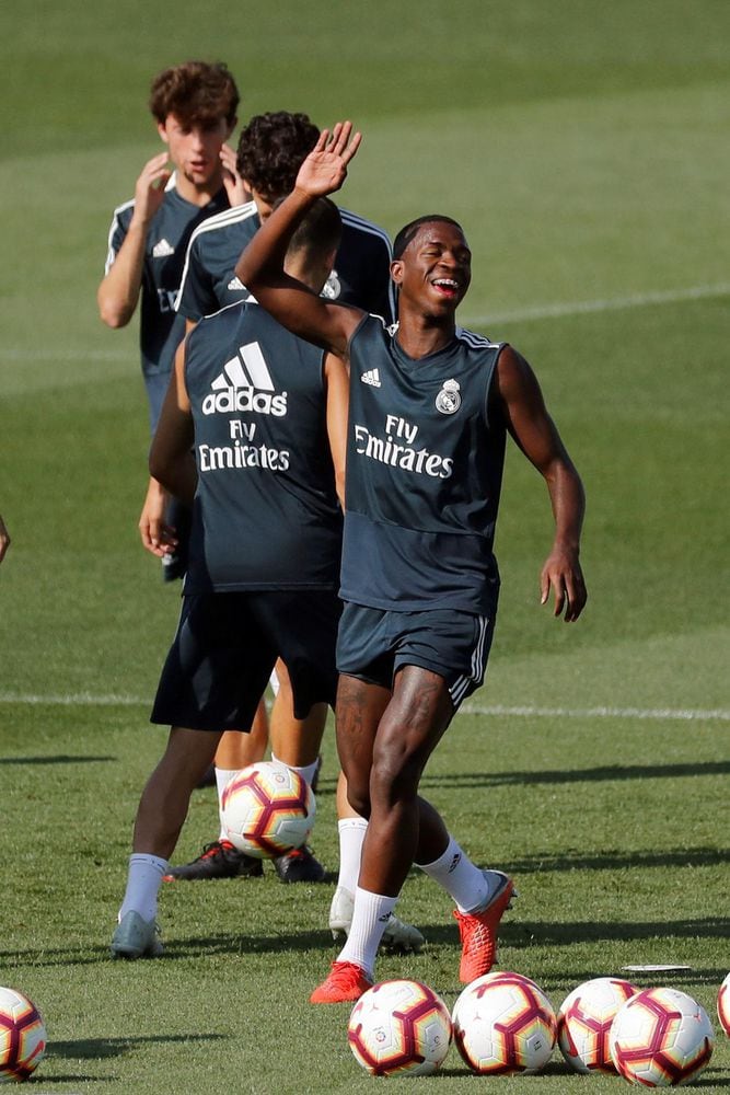 Nueva estrella merengue alza la mano; Lopetegui lo deja fuera en Champions