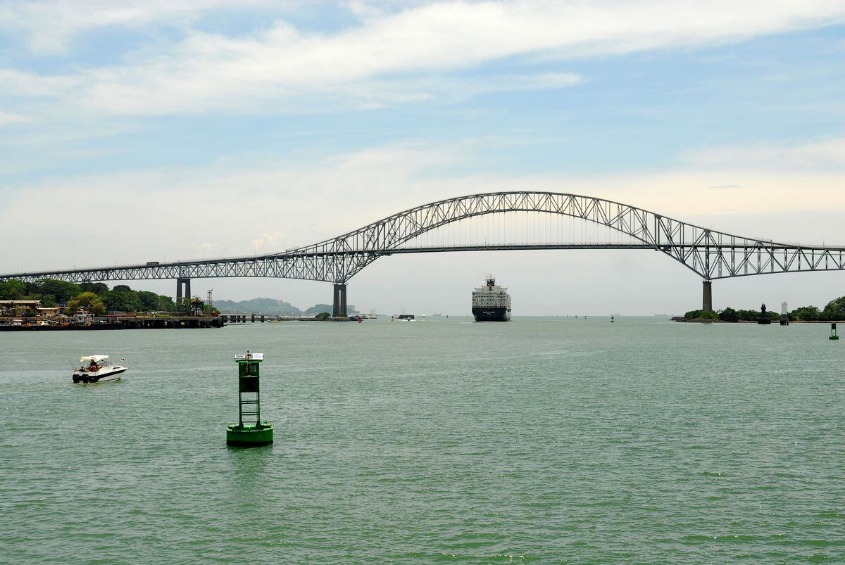La exmujer y cámaras del C-5 evitaron que despechado saltara del Puente de las Américas