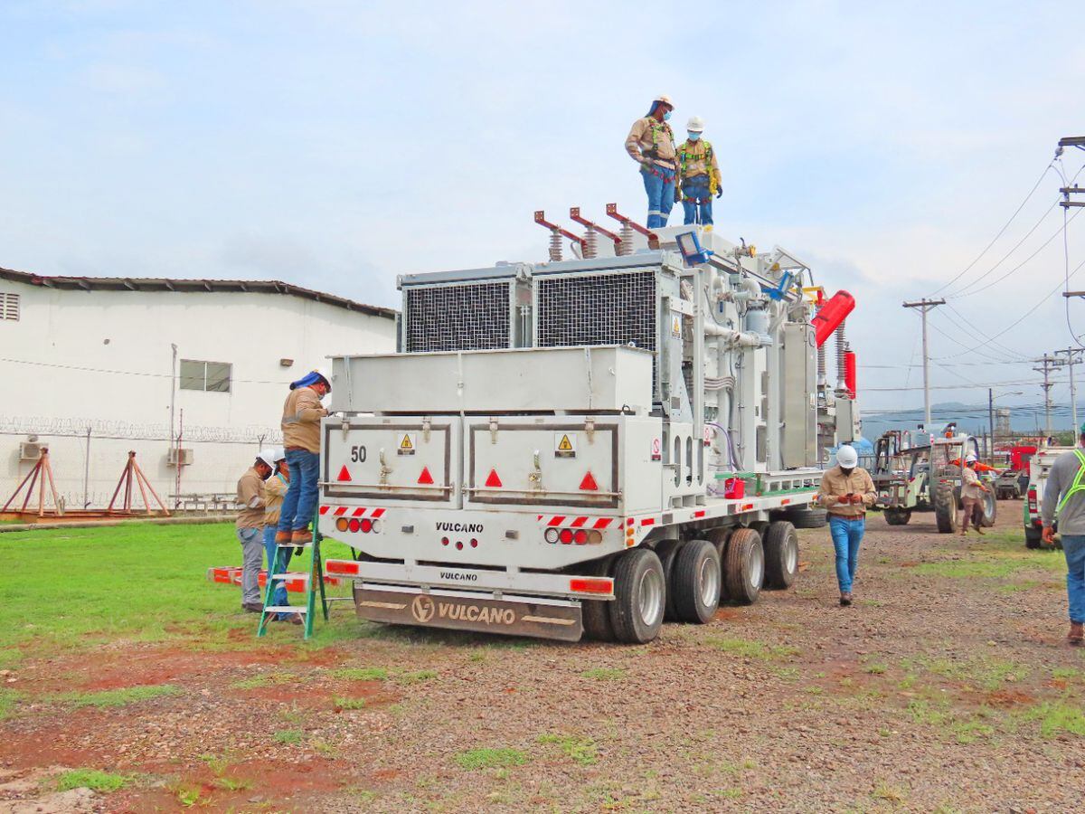 Llega a Panamá el primer transformador móvil de potencia de alta tensión (115 kV)