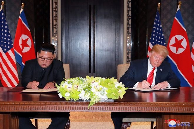Trump se pasa, ya que en Cumbre con Jong-un pidió salir flaco y guapo en fotos