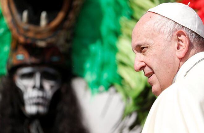 Papa Francisco dice que el divorcio se ha convertido en una moda