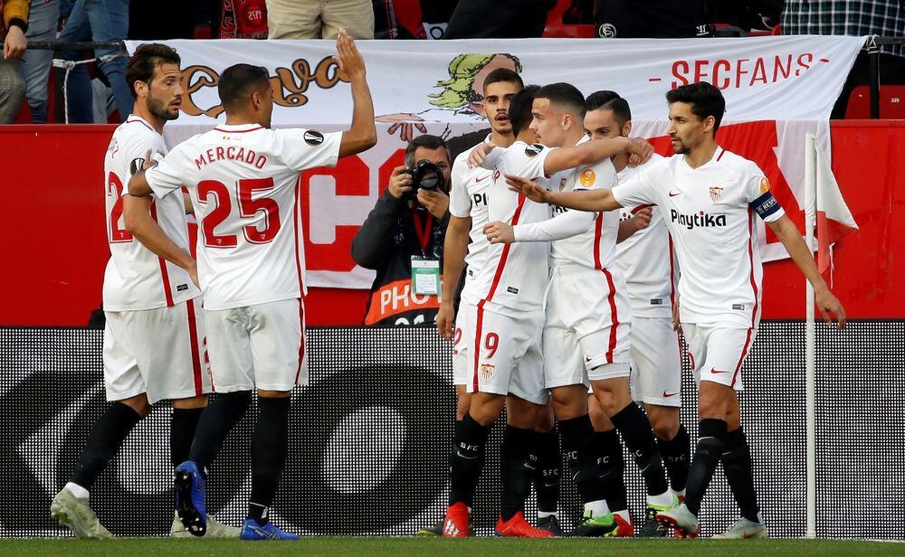 Sevilla es el primer clasificado a octavos de Europa League