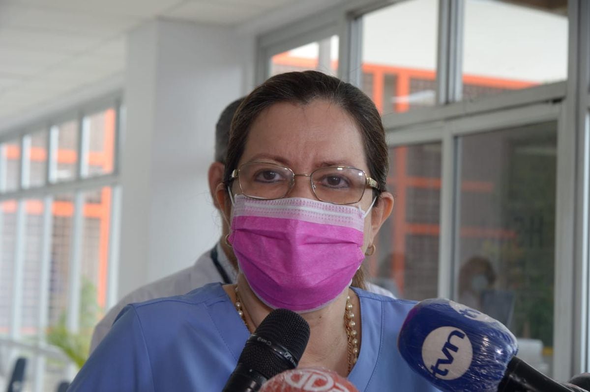 Ministra de Salud: ‘Sandra me cae bien, pero las  reglas son las reglas’; mientras que director regional acepta que cometió un error. Video