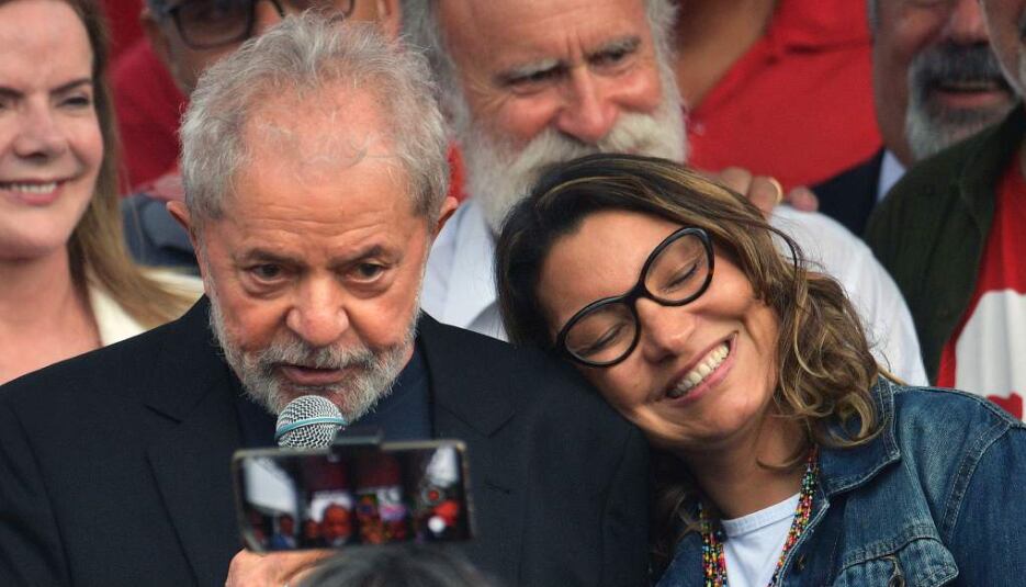 ¿De la cárcel a la boda? Lula da Silva se reúne con su novia