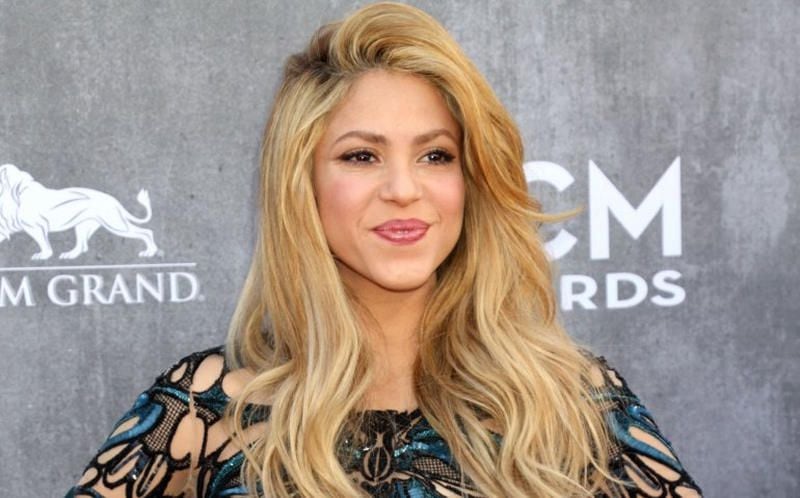 Shakira se baja del bus y paga más de 20 millones de dólares al fisco español