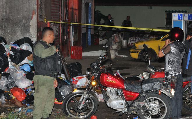 PARA FRENAR EL SICARIATO. Buscan prohibir llevar pasajeros en motos