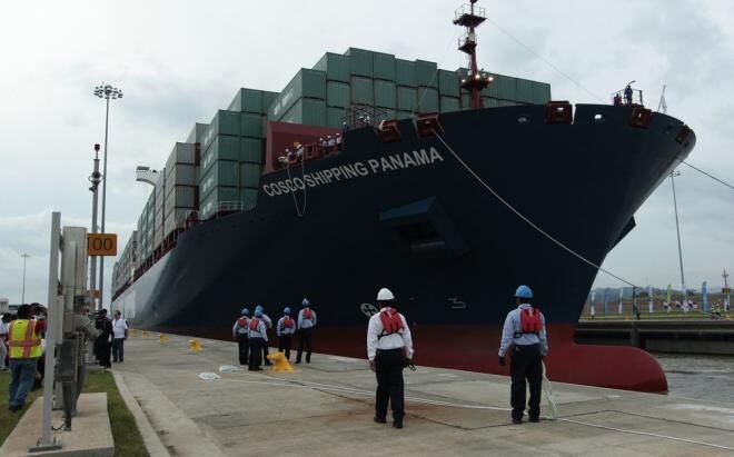 Canal de Panamá atento a conflicto comercial de China y Estados Unidos