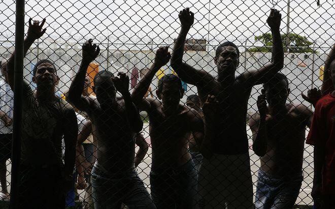 Panamá penalizará introducción de artículos prohibidos a cárceles del país