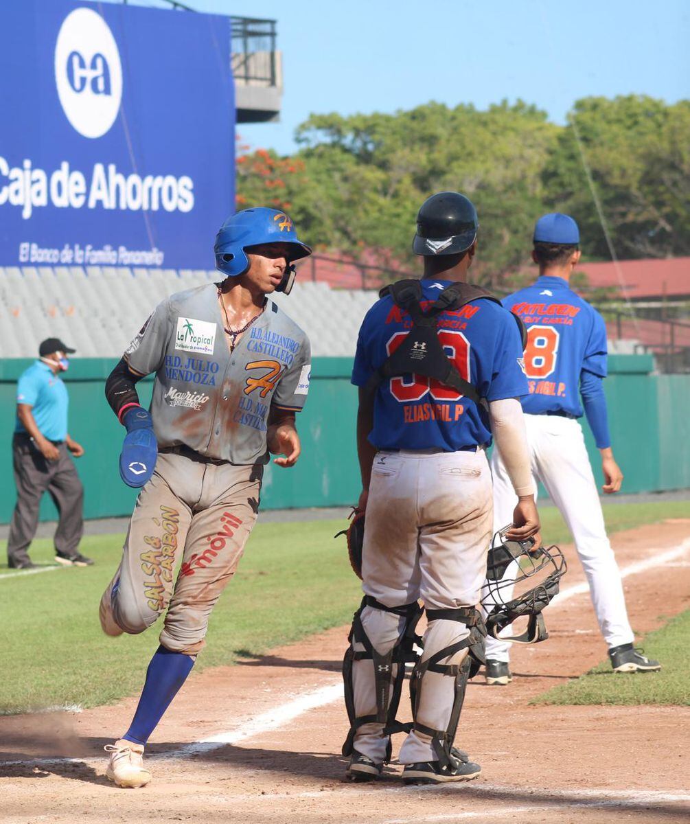 Herrera y Coclé parten por delante en la ronda de ocho del Campeonato Nacional de Béisbol Juvenil
