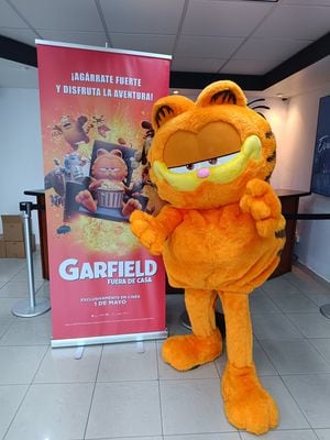 Garfield fuera de casa