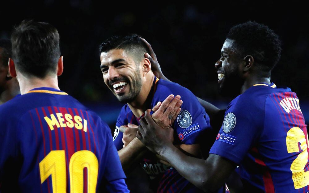 Barça vence a la Roma con autogoles y un tanto de Piqué