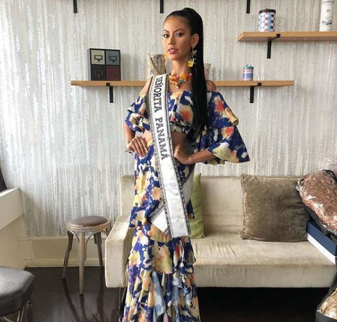 Rosa Iveth Montezuma posa con la trans Miss España