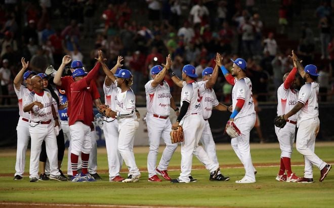 Panamá derrota a Puerto Rico y va con Cuba a final de Serie del Caribe. Video