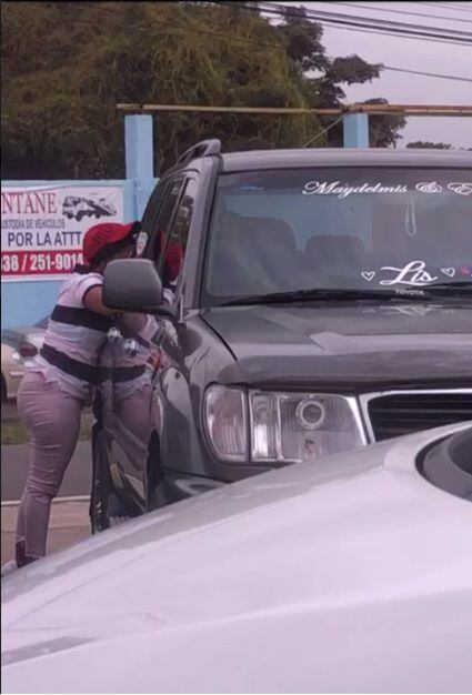 Captan a supuestos ladrones de autos en supermercado de Vista Alegre, Arraiján