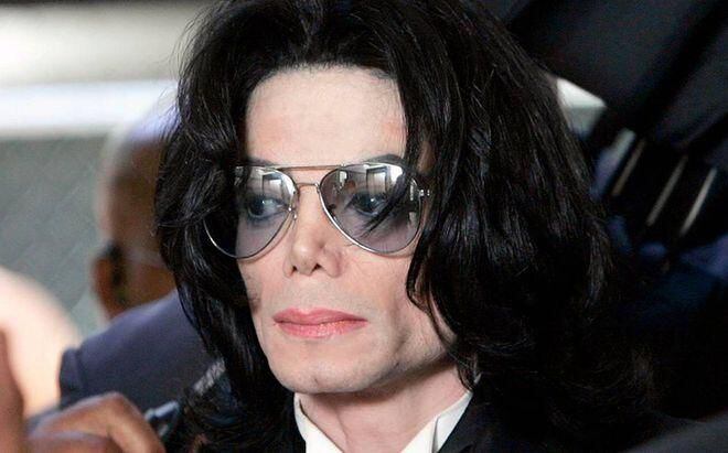 Dos hombres revelan mórbidos detalles sobre abusos sexuales de Michael Jackson