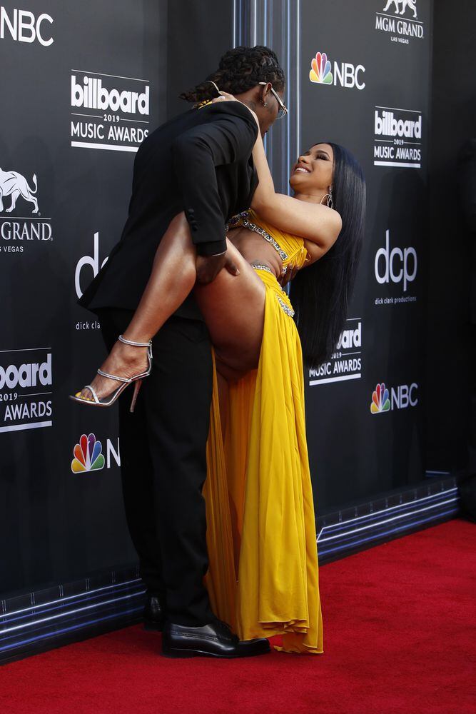 Cardi B enciende la alfombra roja de los Billboard Music Award