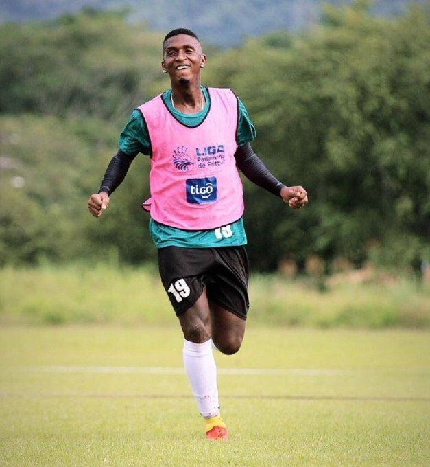 Muere futbolista panameño de la LPF. Se había golpeado la cabeza en un entrenamiento