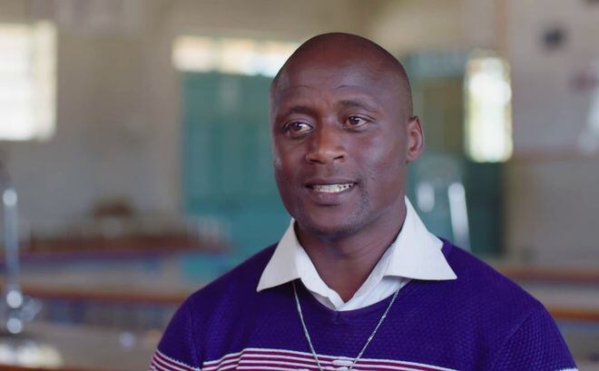 Un profesor keniano de matemáticas consagrado mejor docente del mundo 