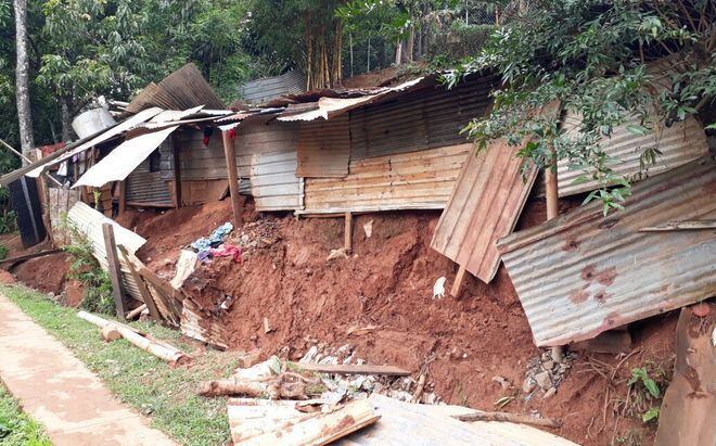 Familias  afectadas por deslizamiento de tierra en Las Mañanitas son evaluadas 