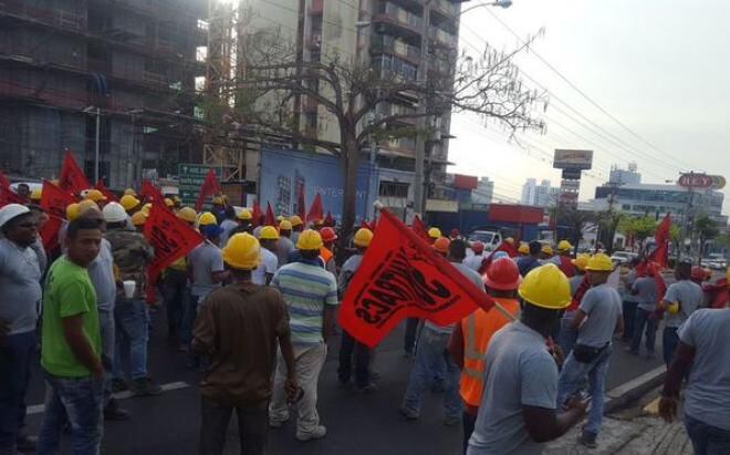 Huelga del Suntracs por mejora salarial en Panamá cumple 27 días
