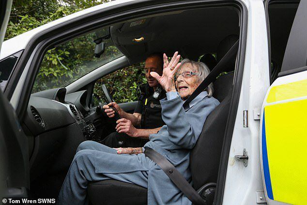 Una abuelita de 104 años hace una insólita 'última petición'