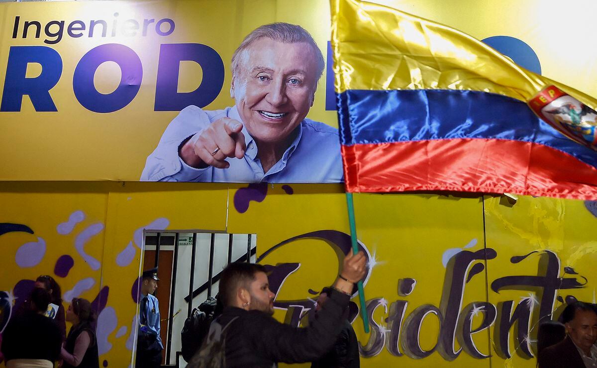 Elecciones En Colombia Nueva Encuesta De Rcn Pone Al Izquierdista