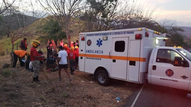 Se vuelca bus de pasajeros a la altura de Olá. 41 heridos, 5 de gravedad
