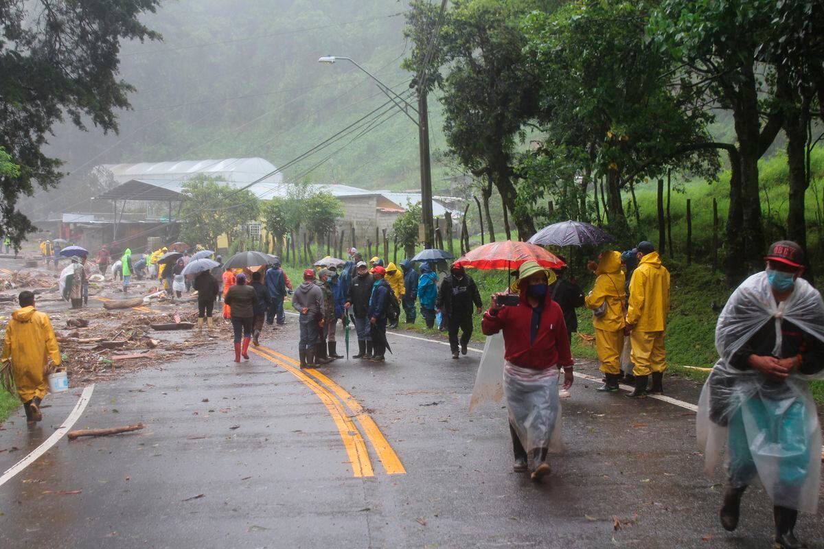 Dios mío. Hay 68 panameños desaparecidos por las lluvias, reporta el ministro Pino