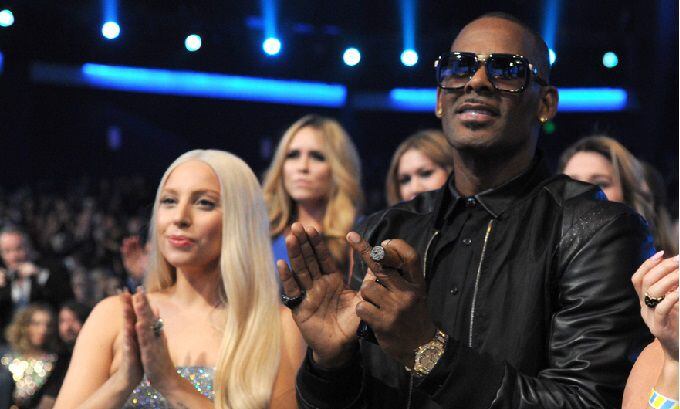 Lady Gaga quiere borrar tema y video que hizo con R.Kelly por abusos a chicas