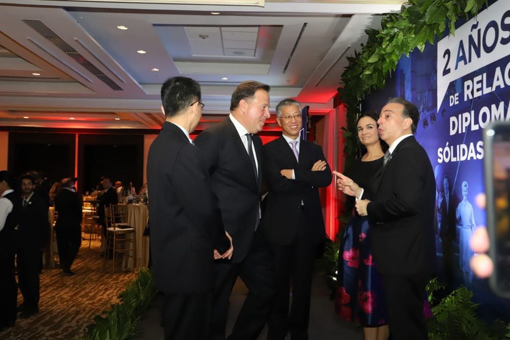 Dos años de relaciones entre China y Panamá