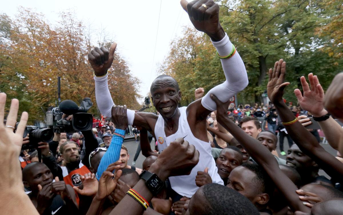 Conoce las razones por la cual la IAAF no reconoce récord del keniano Kipchoge