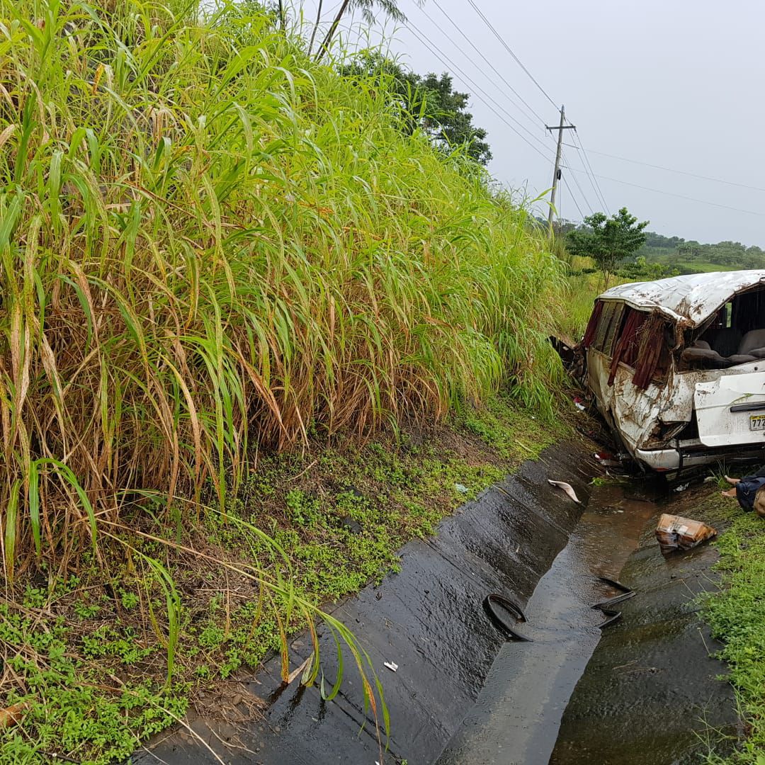 Accidente en bus ruta David Santiago deja una menor muerta y más de 10 heridos