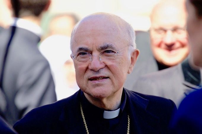 El ex nuncio de EEUU exigió la renuncia del papa Francisco