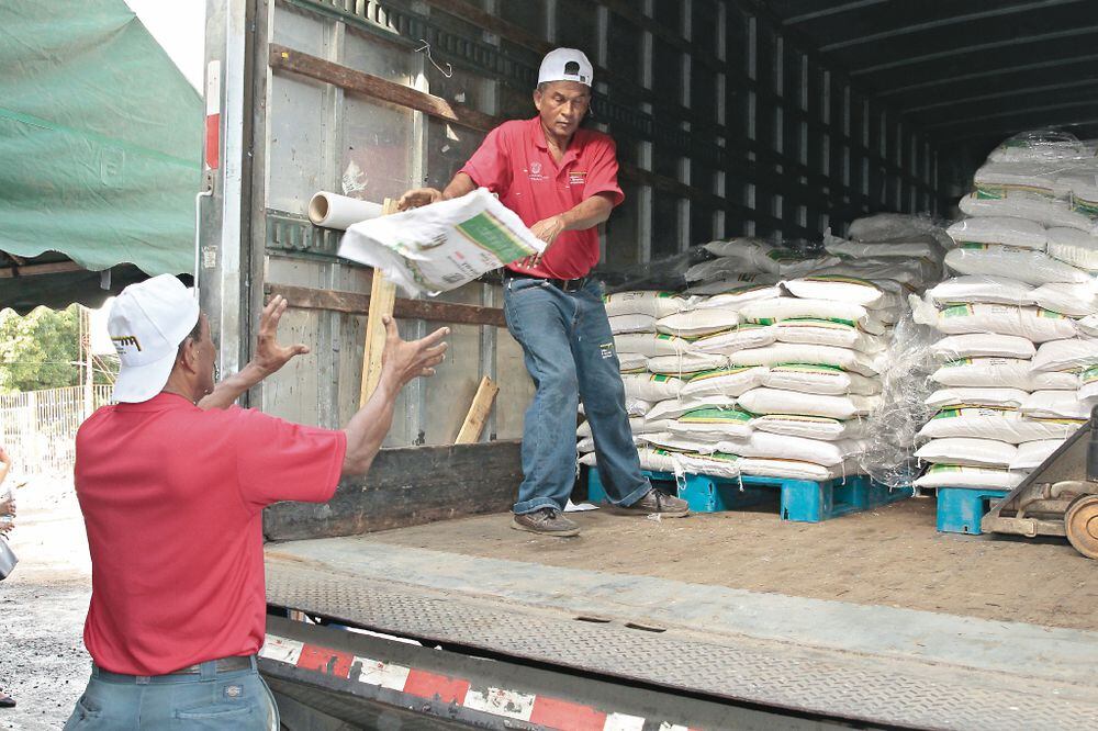 IMA confirma que las 20 libras de arroz seguirán costando 5 dólares