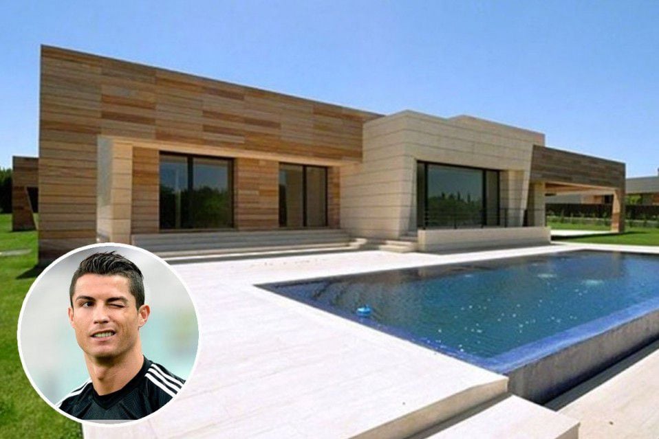 Cristiano Ronaldo pone en venta su 'mansión' en Madrid y compra otra en Turín