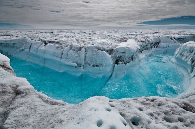 La capa de hielo de Groenlandia se derrite a una velocidad impresionante