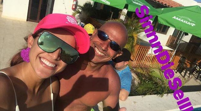 kATLEEN LEVY. Habla de nuevo novio. La honorable pasa carnaval en bikini