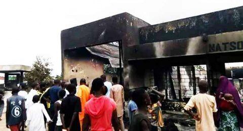 Explosión en almacén de gas deja al menos 18 muertos en Nigeria