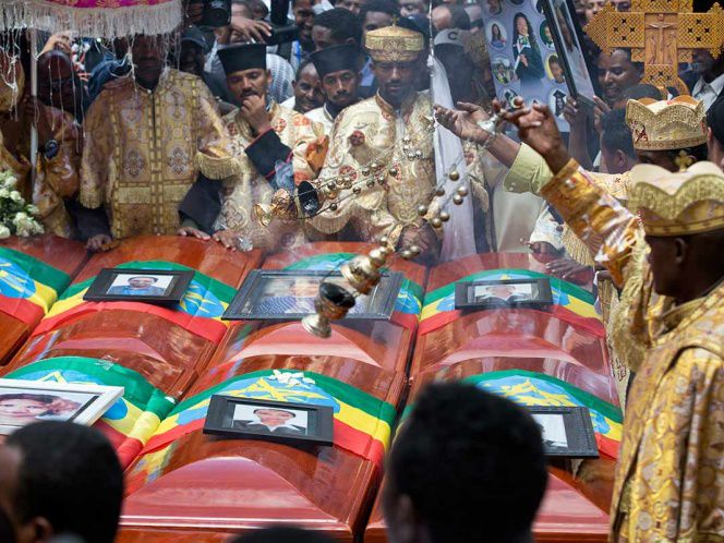 Celebra Etiopía funeral simbólico por víctimas de avionazo