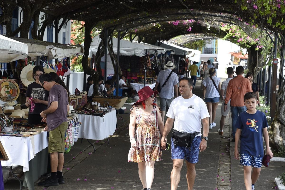 Calendario de días feriados en Panamá 2024 para crear recuerdos y