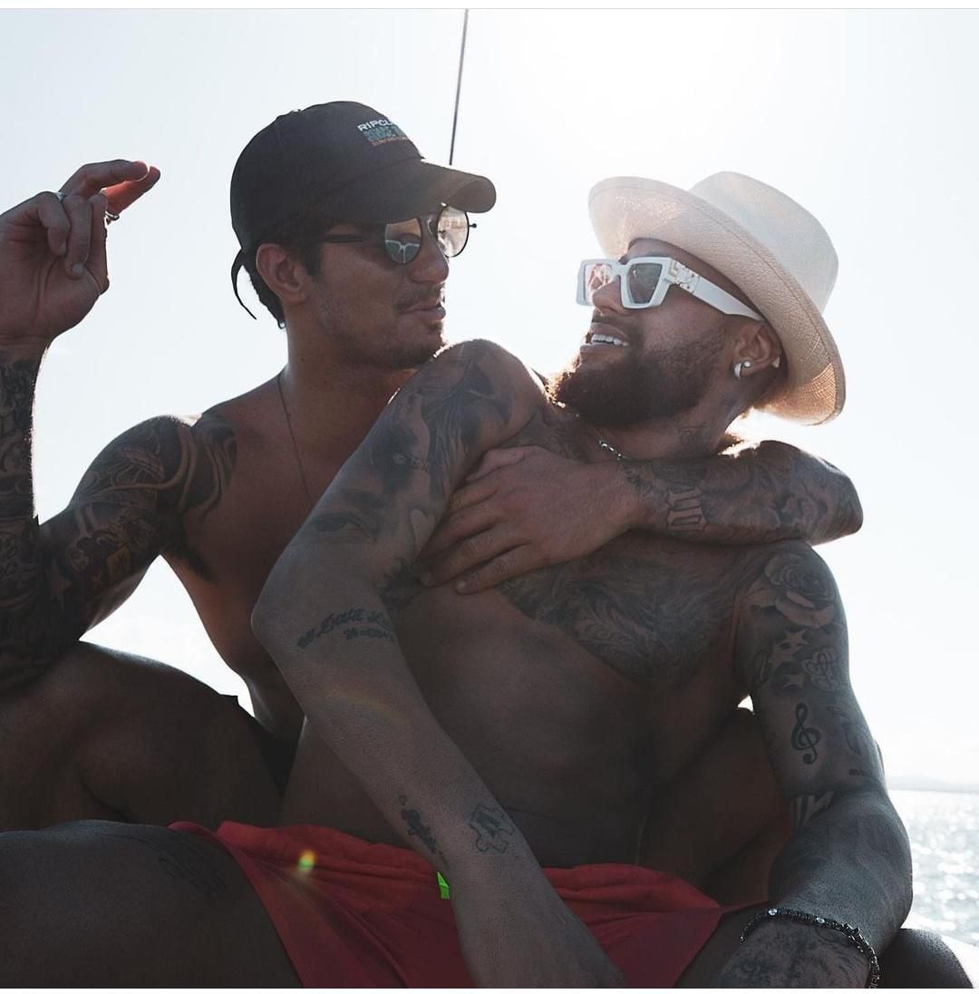 Neymar Jr. y sus fotos comprometedoras con otro hombre 