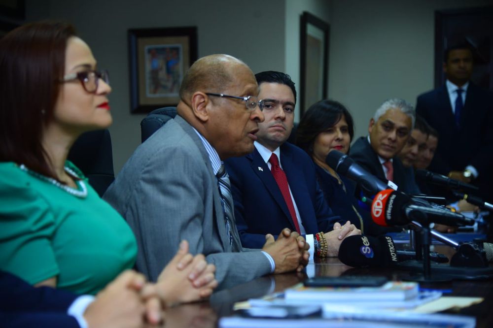 El MEF le responde a ‘Nito’ y a ‘Gaby’ Carrizo