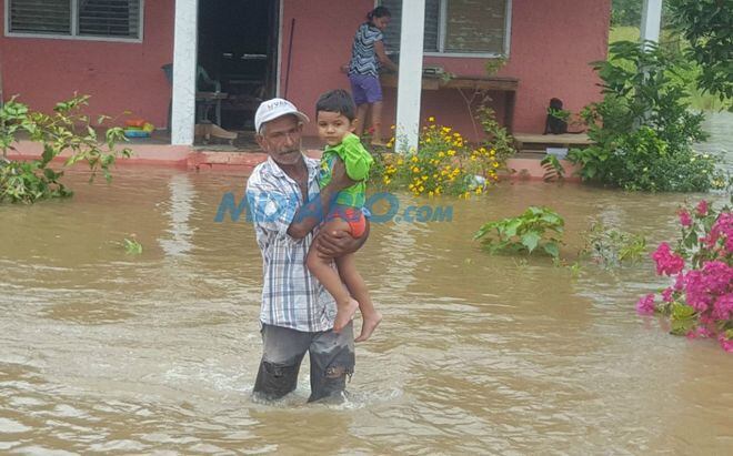 Río Chiriquí Viejo se sale de su cause y deja casas afectadas por inundaciones
