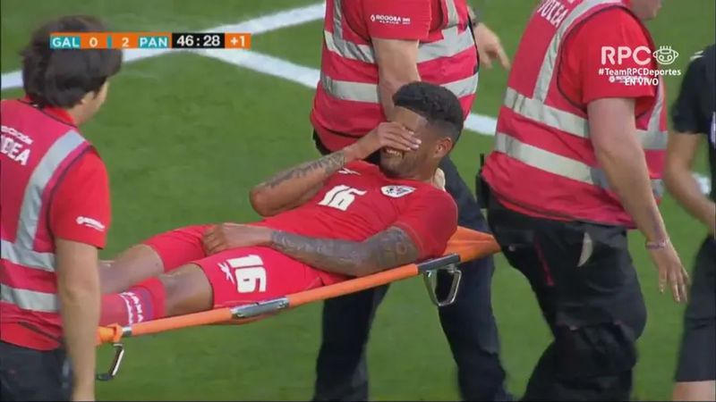 Alarmas en la Selección de Panamá: Andrade se lesiona y es retirado en camilla