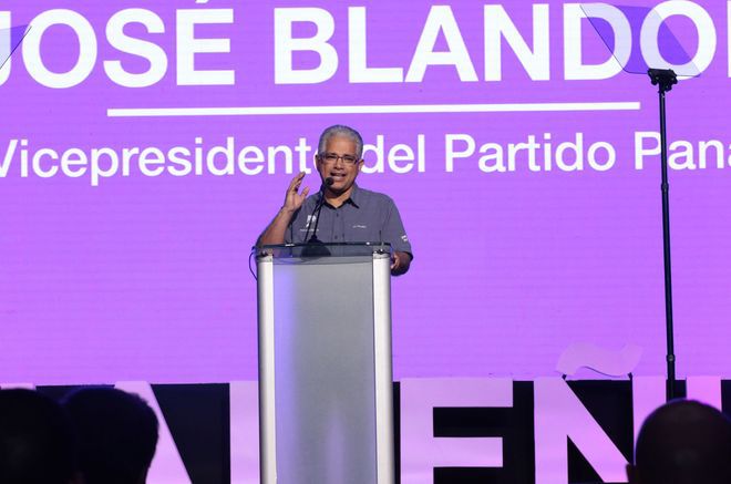 Estos son 4 de los 10 aspirantes a la candidatura presidencial del Panameñismo