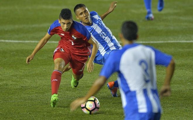 Jorge Dely Valdés convoca a 15 jugadores  de la Sub-20