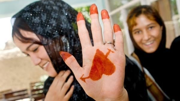 El brutal calvario de las mujeres condenadas por fallar 'test de virginidad'