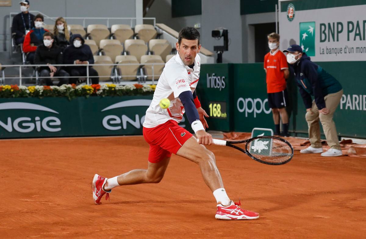 Djokovic se instaló en las semifinales de Roland Garros en donde enfrentará a Tsitsipas