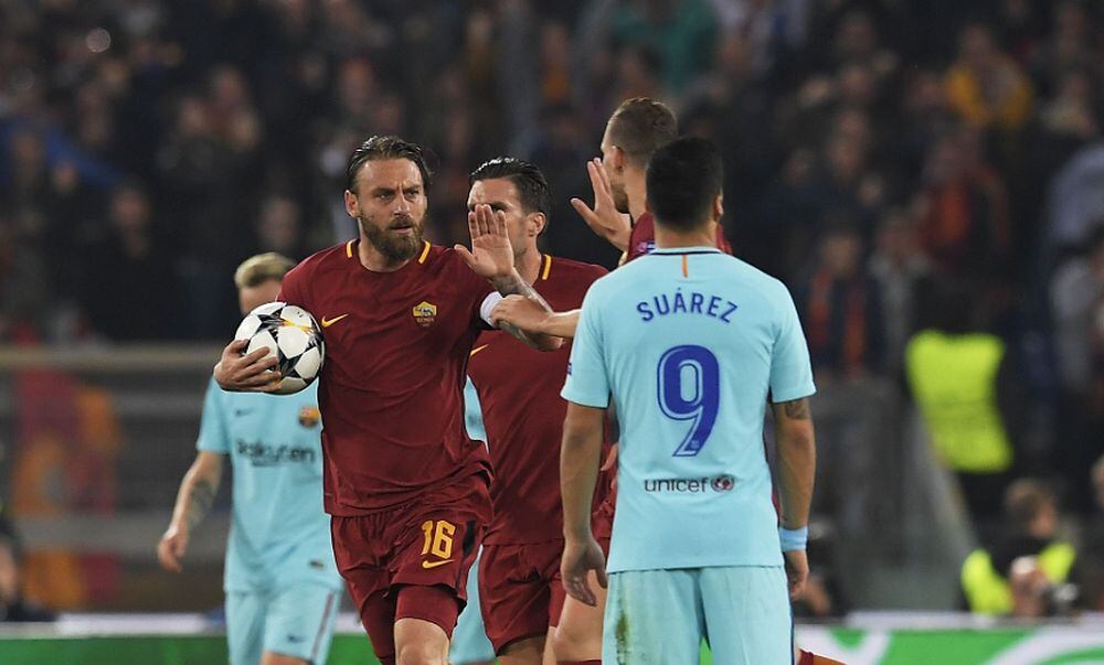 ¡QUÉ DESASTRE! Roma golea al Barça y lo borra de la Champions