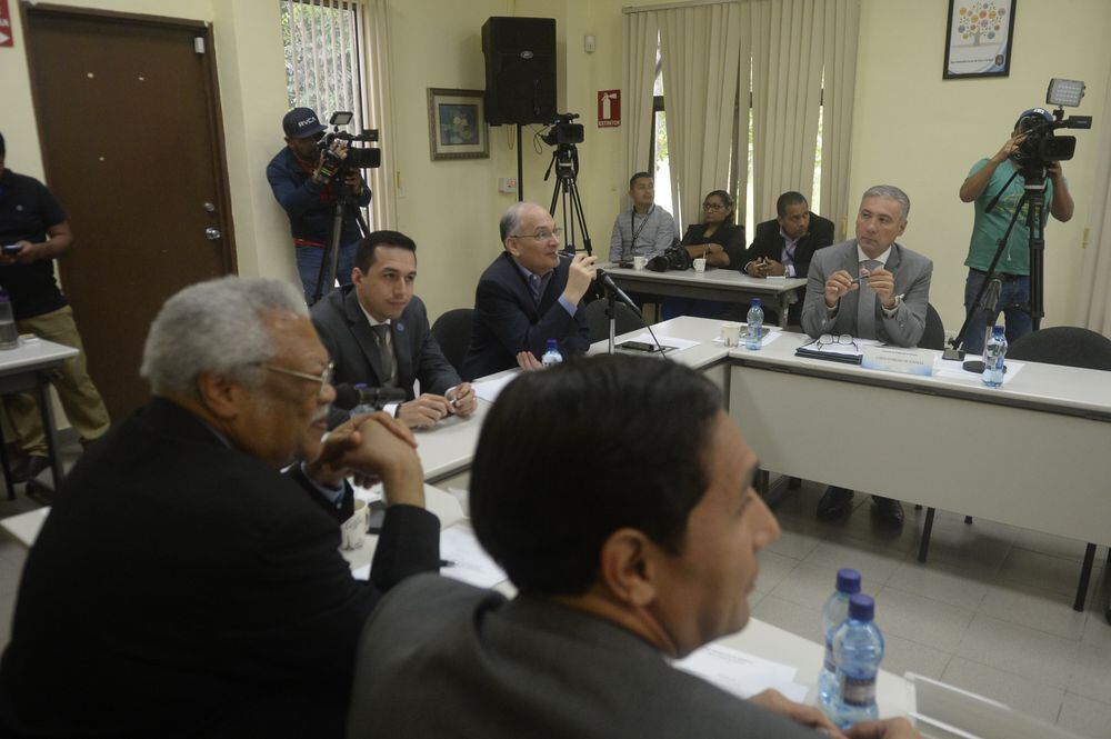 Acuerdan cuestionario que responderán aspirantes a Magistrados de la Corte Suprema de Justicia